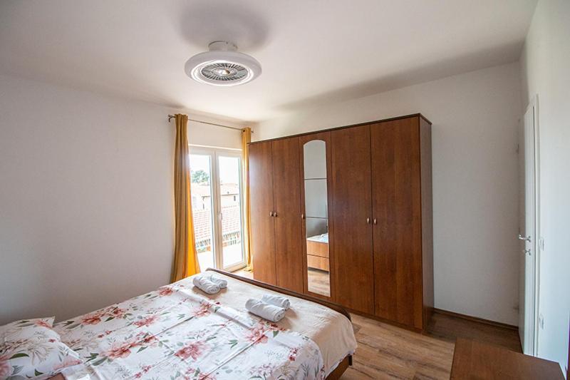 Apartment Zvjezdana Omiš Zewnętrze zdjęcie